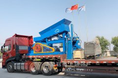 一體式移動(dòng)對輥制砂機(jī)發(fā)往西藏市普蘭縣